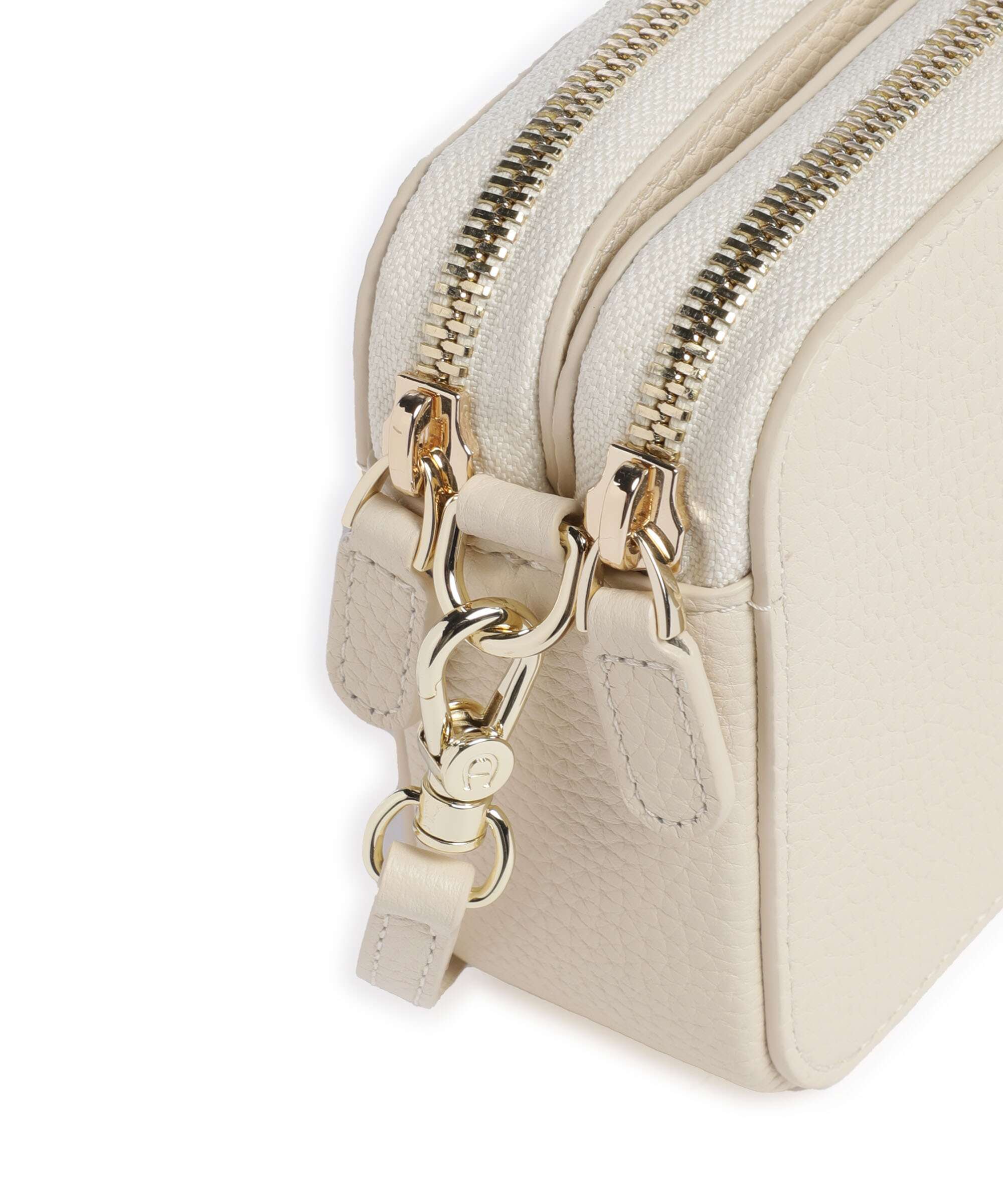 Aigner Diadora Crossbody bag macadamia white - Image 4