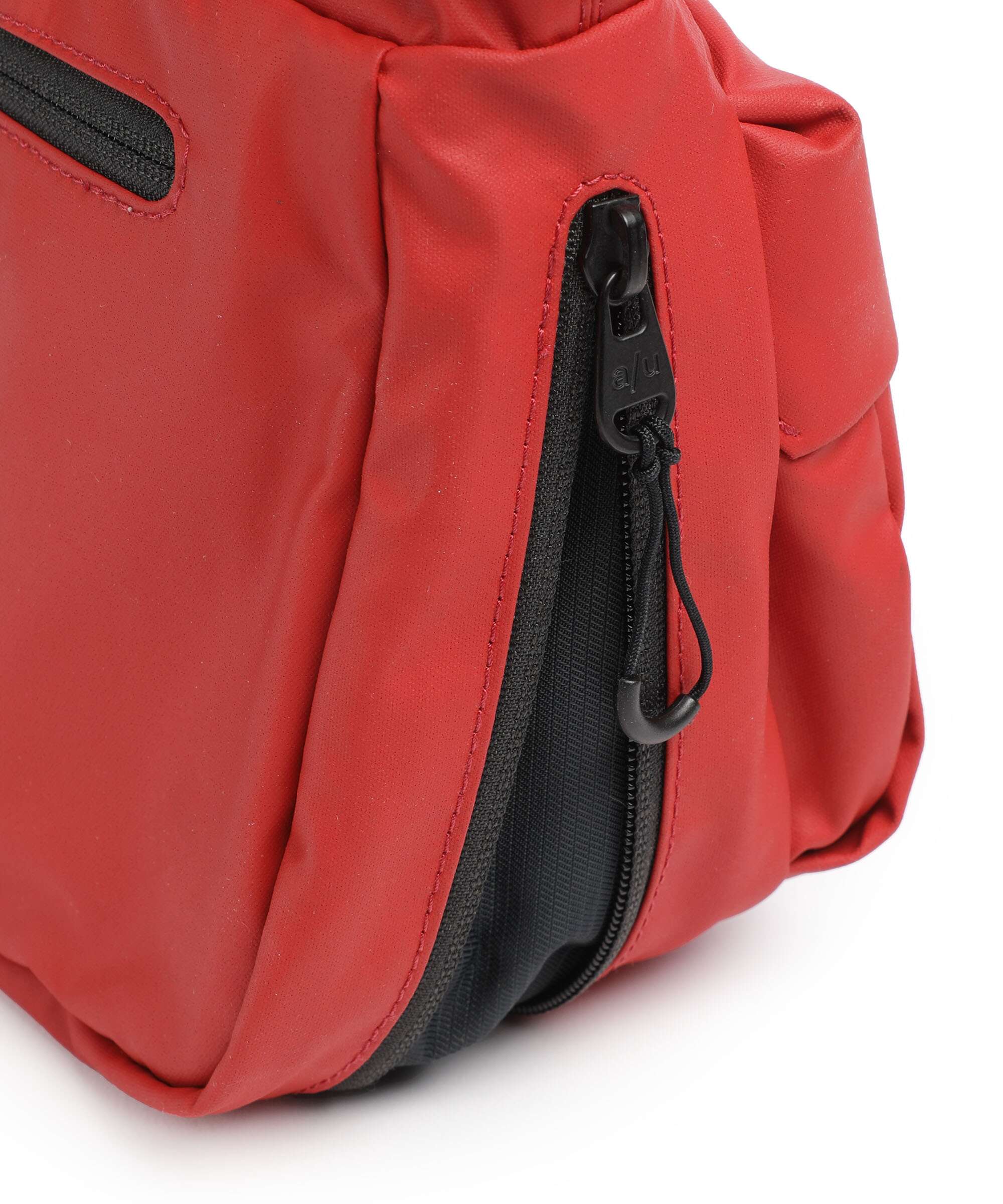 Aunts & Uncles Japan Lite Mogami Crossbody bag red - Image 4