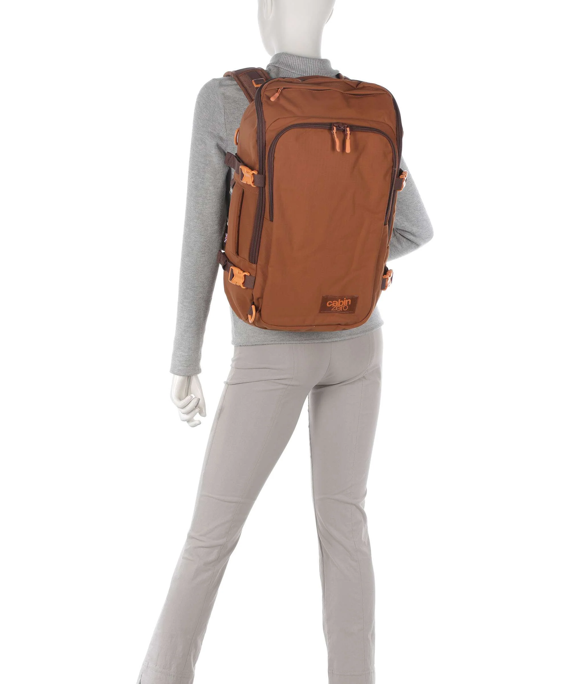 Cabin Zero ADV Pro 32 Travel backpack saigon coffee - Image 3