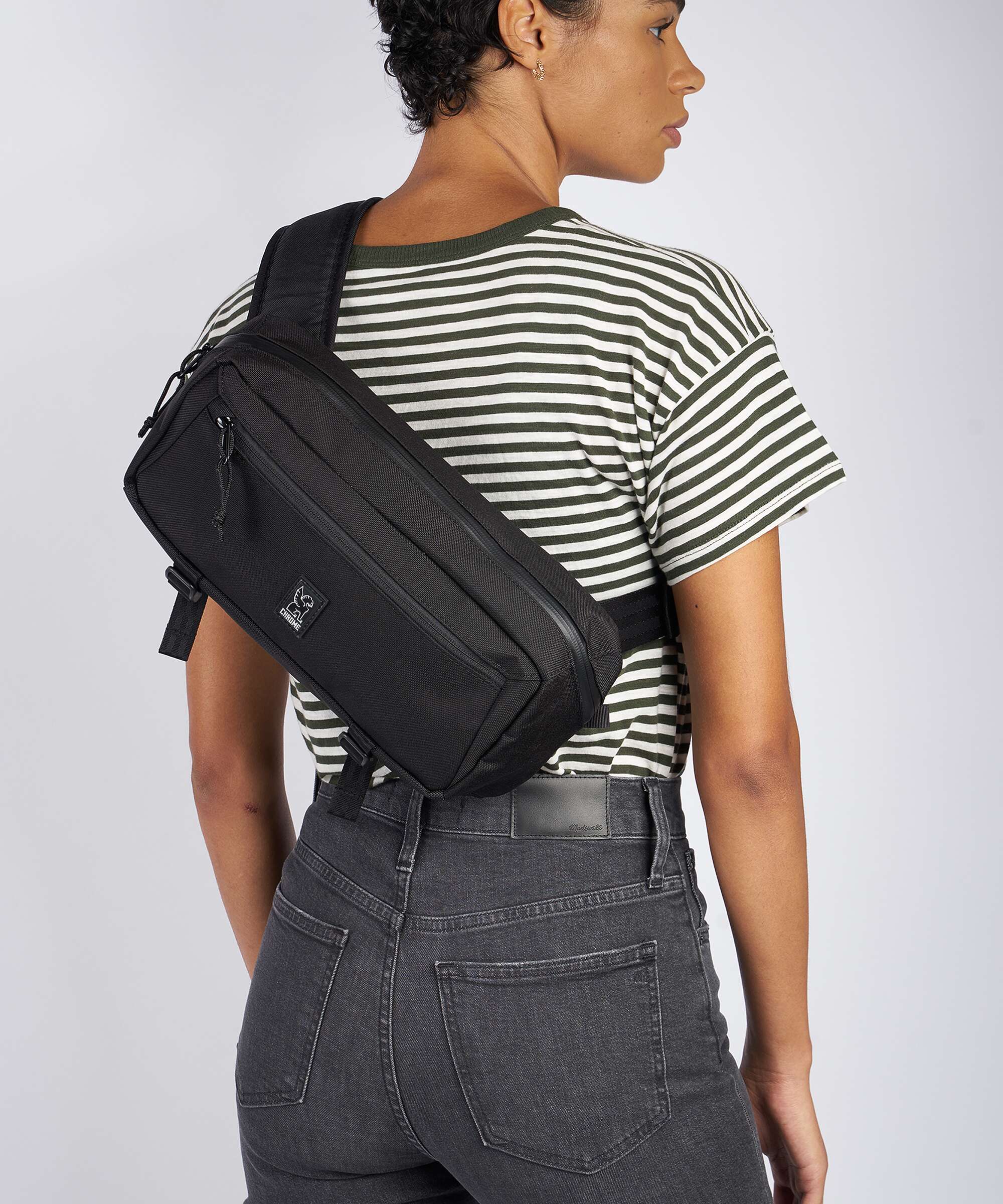 Chrome Kadet Mini Sling bag sage - Image 3