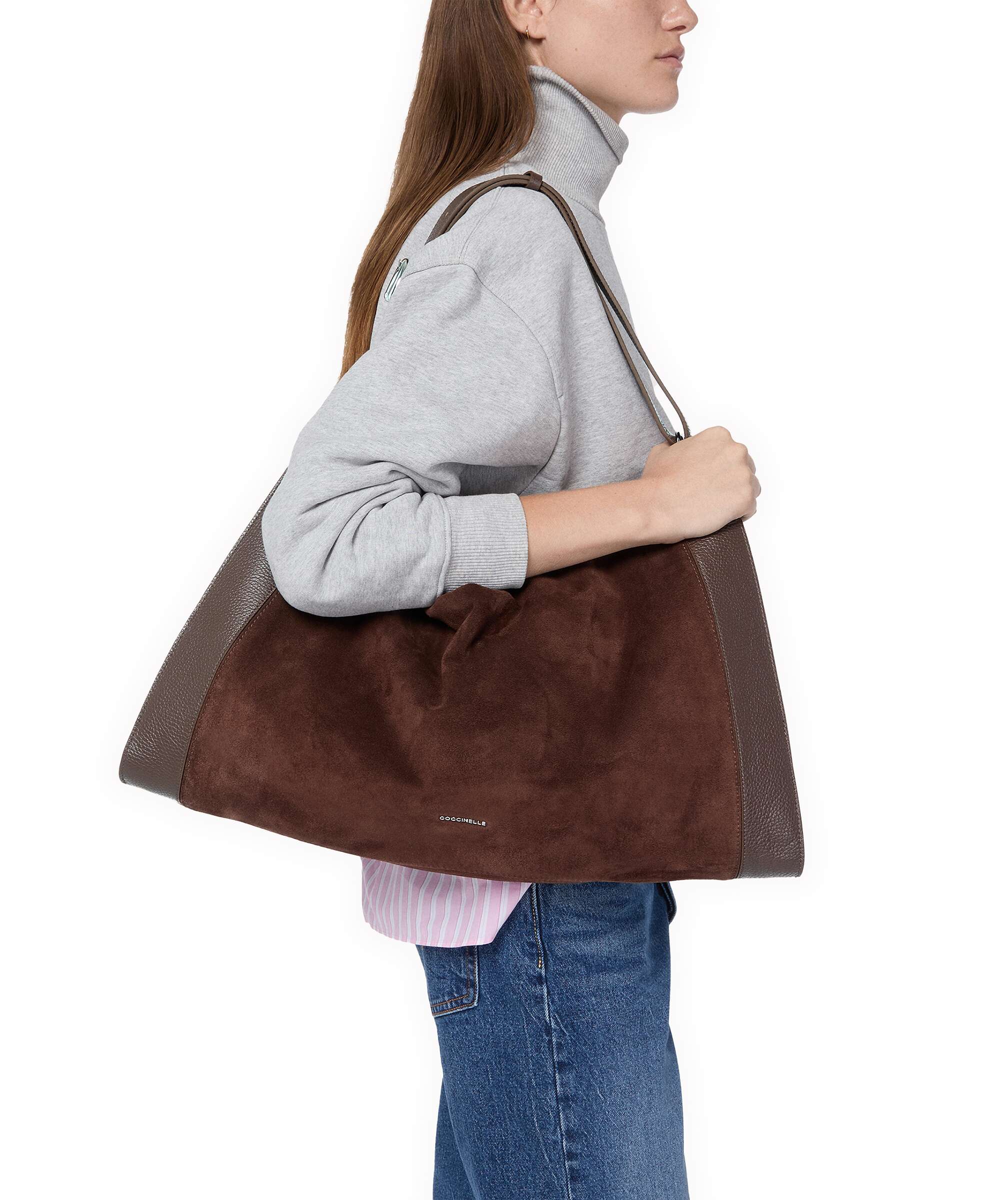 Coccinelle Elinor Suede Hobo bag brunette - Image 3