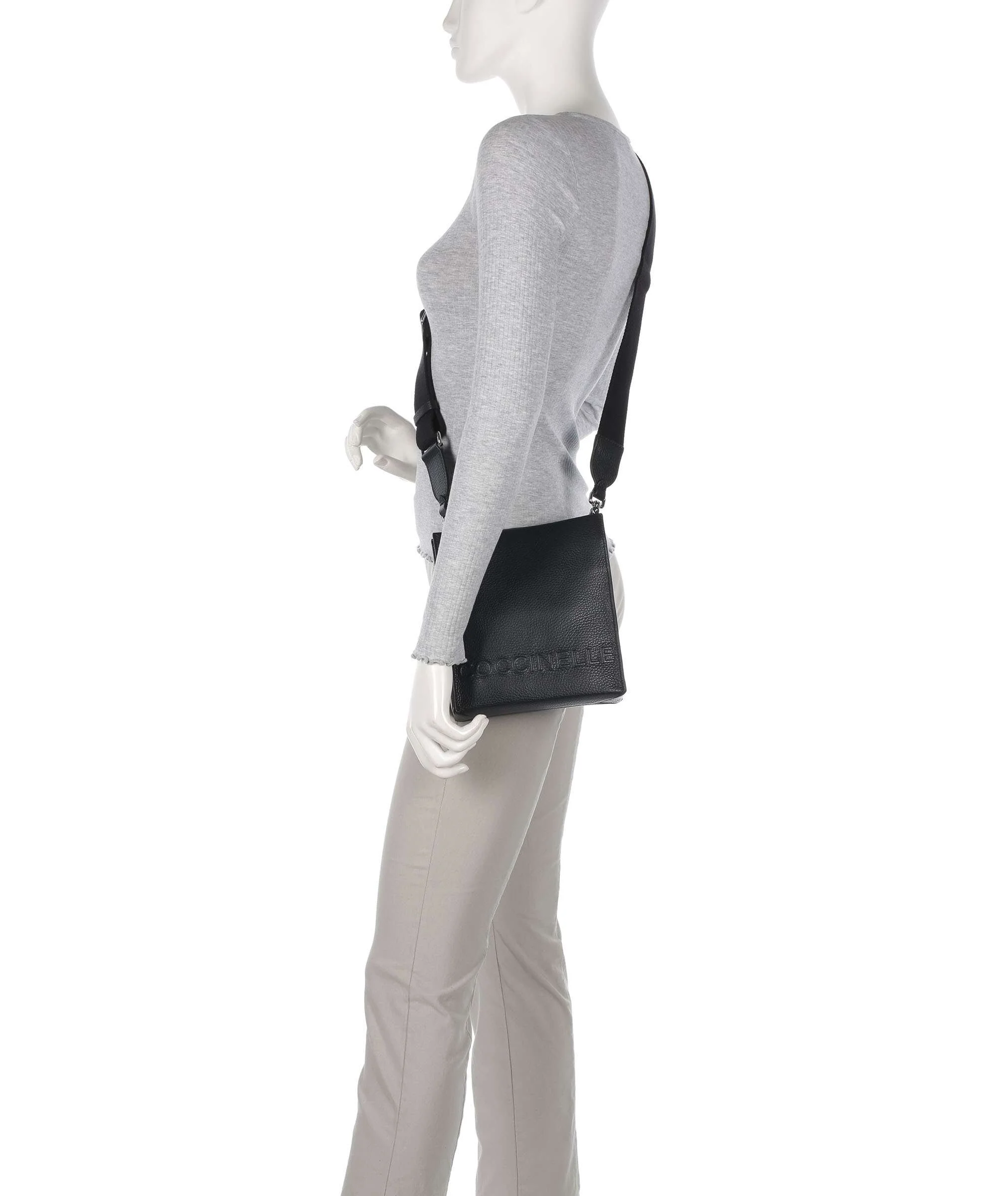 Coccinelle Myrtha Maxi Logo Crossbody bag noir - Image 3