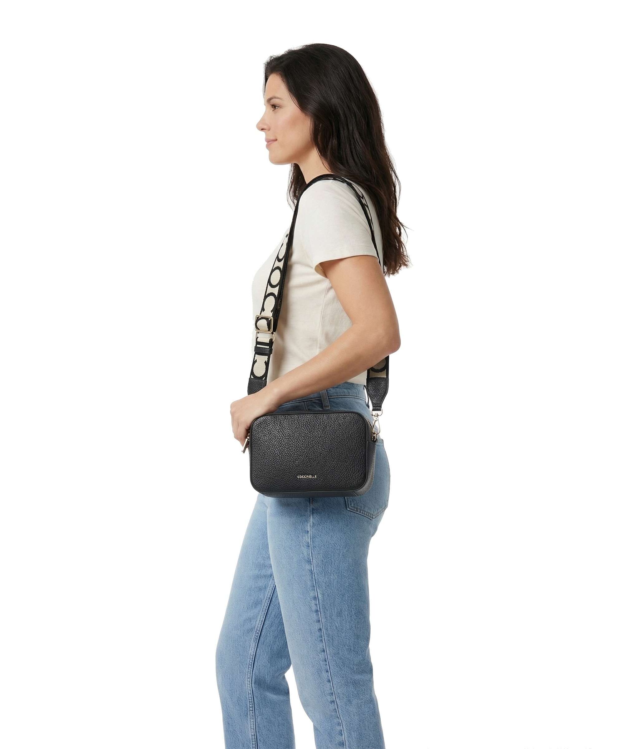 Coccinelle Tebe Crossbody bag noir - Image 3