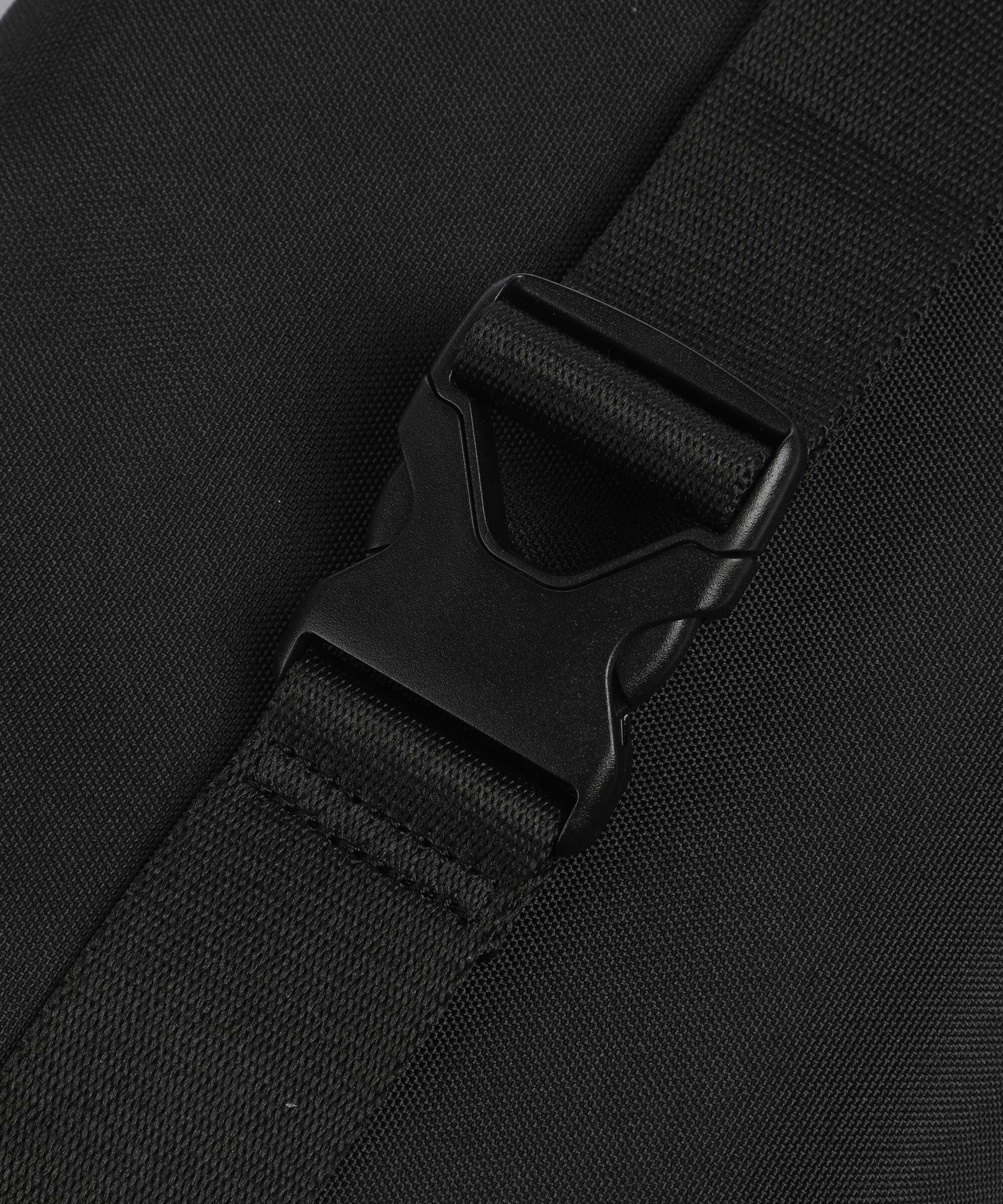 Côte&Ciel Isarau S Crossbody bag light grey - Image 5