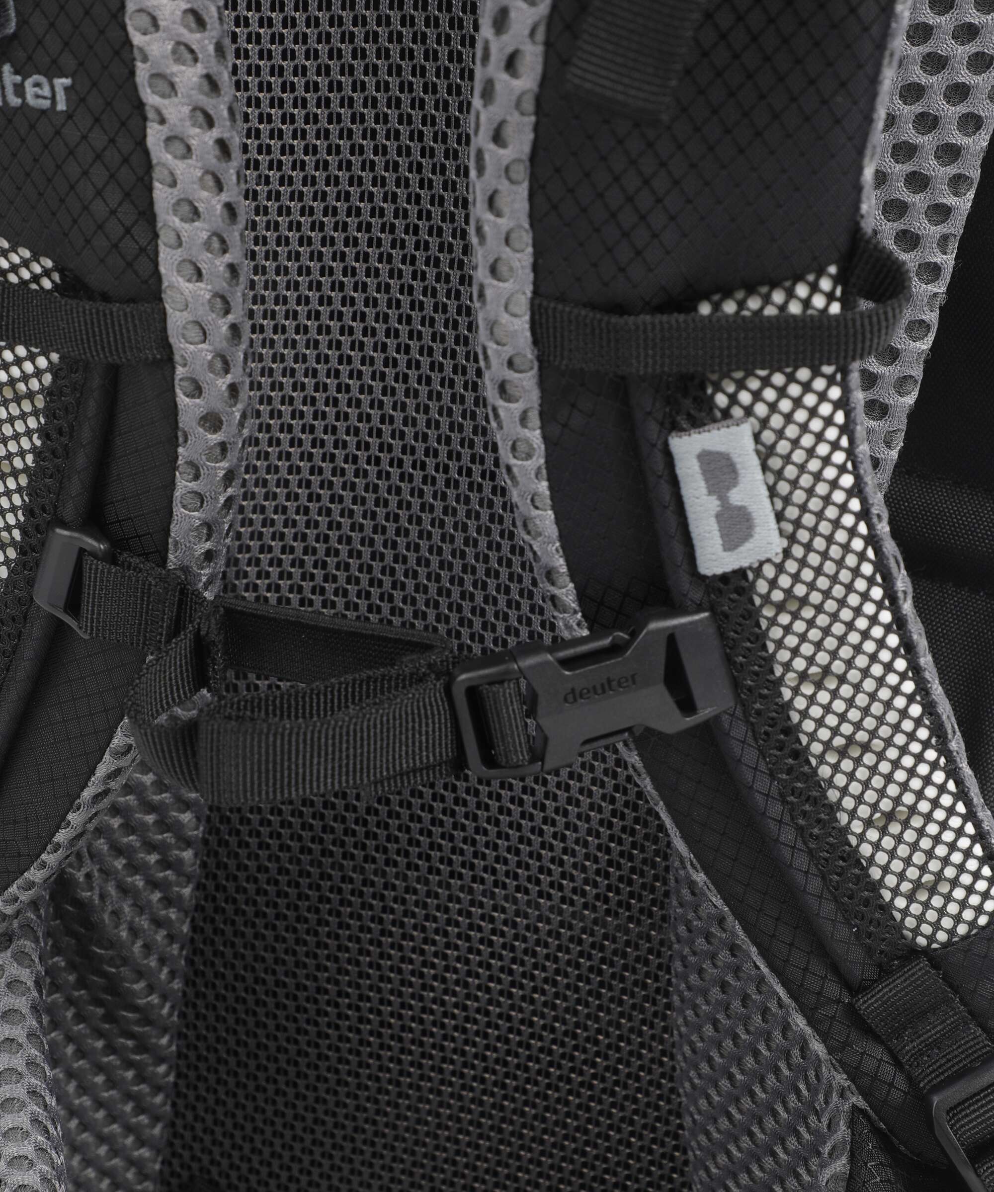 Deuter Futura 32 Hiking backpack black - Image 3