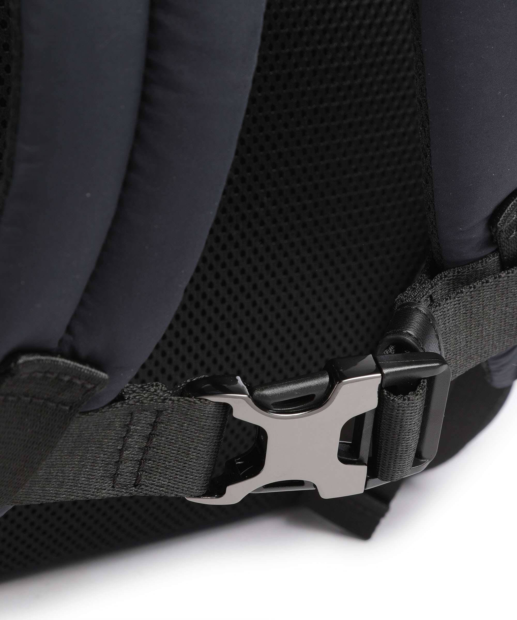 Emporio Armani Travel Essential Backpack blu navy - Image 4