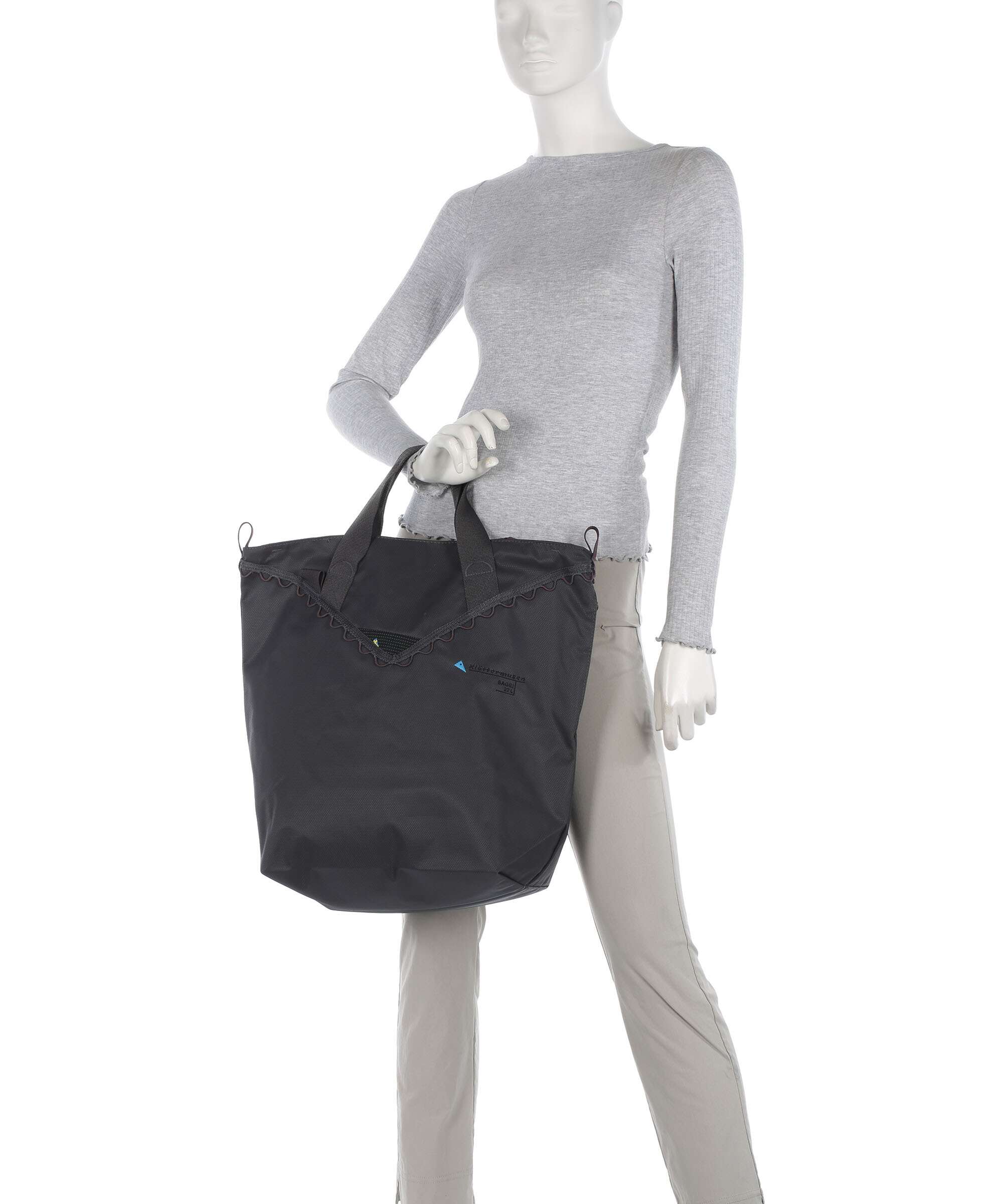 Klättermusen Baggi 22 Tote bag raven - Image 3