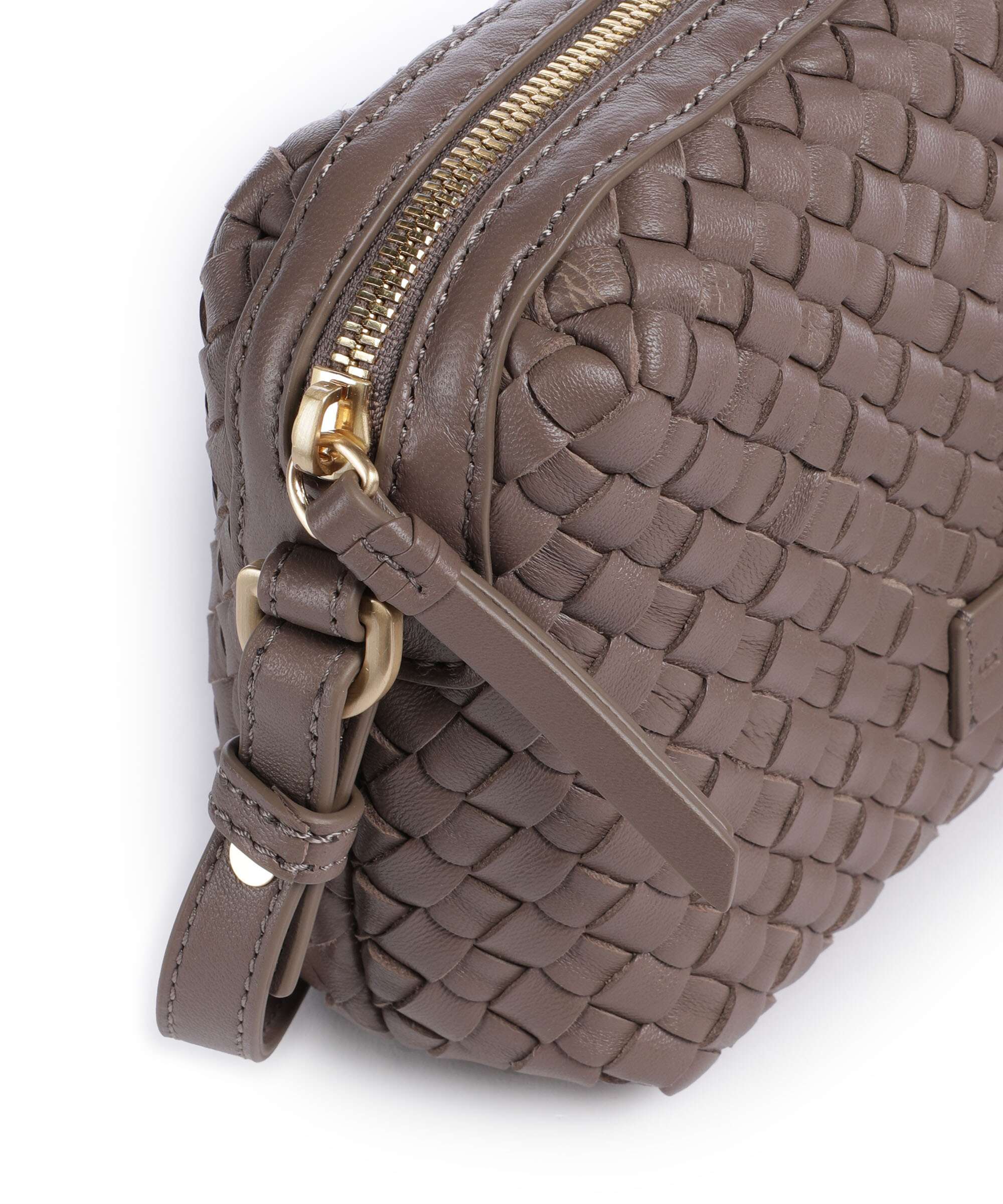 Les Visionnaires Lynn Weave Silky Crossbody bag taupe brown - Image 4