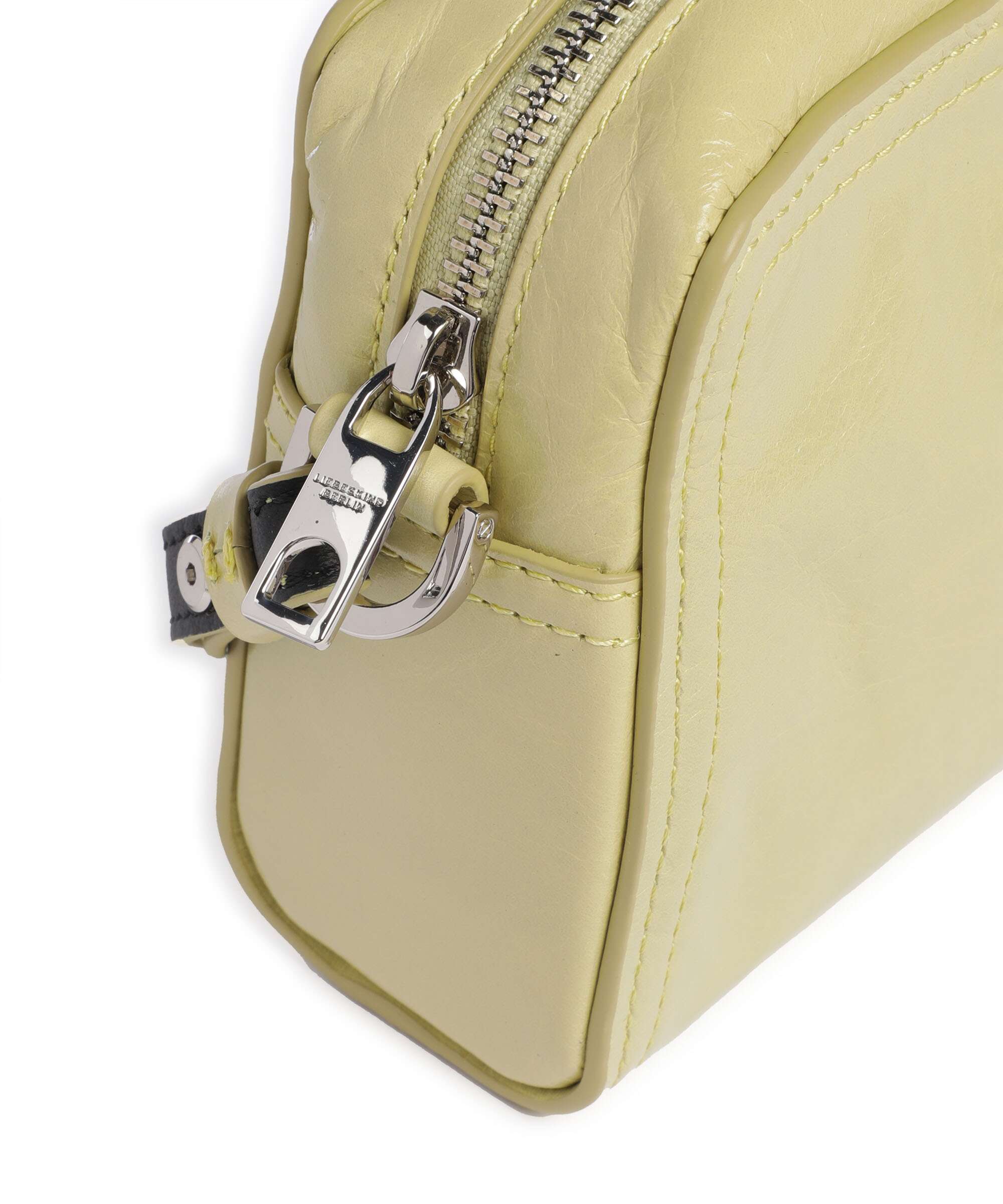 Liebeskind Chudy Paper Touch Crinkle S Crossbody bag light mimosa - Image 4