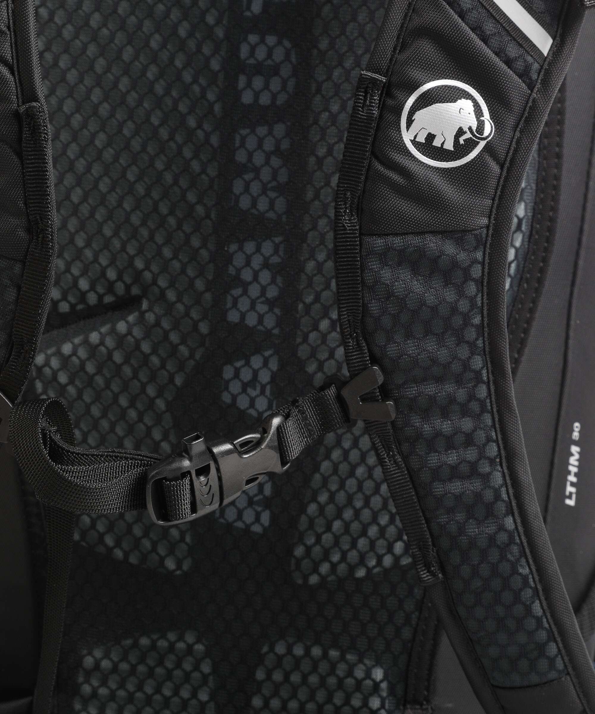 Mammut Lithium 30 Hiking backpack woods/black - Image 4