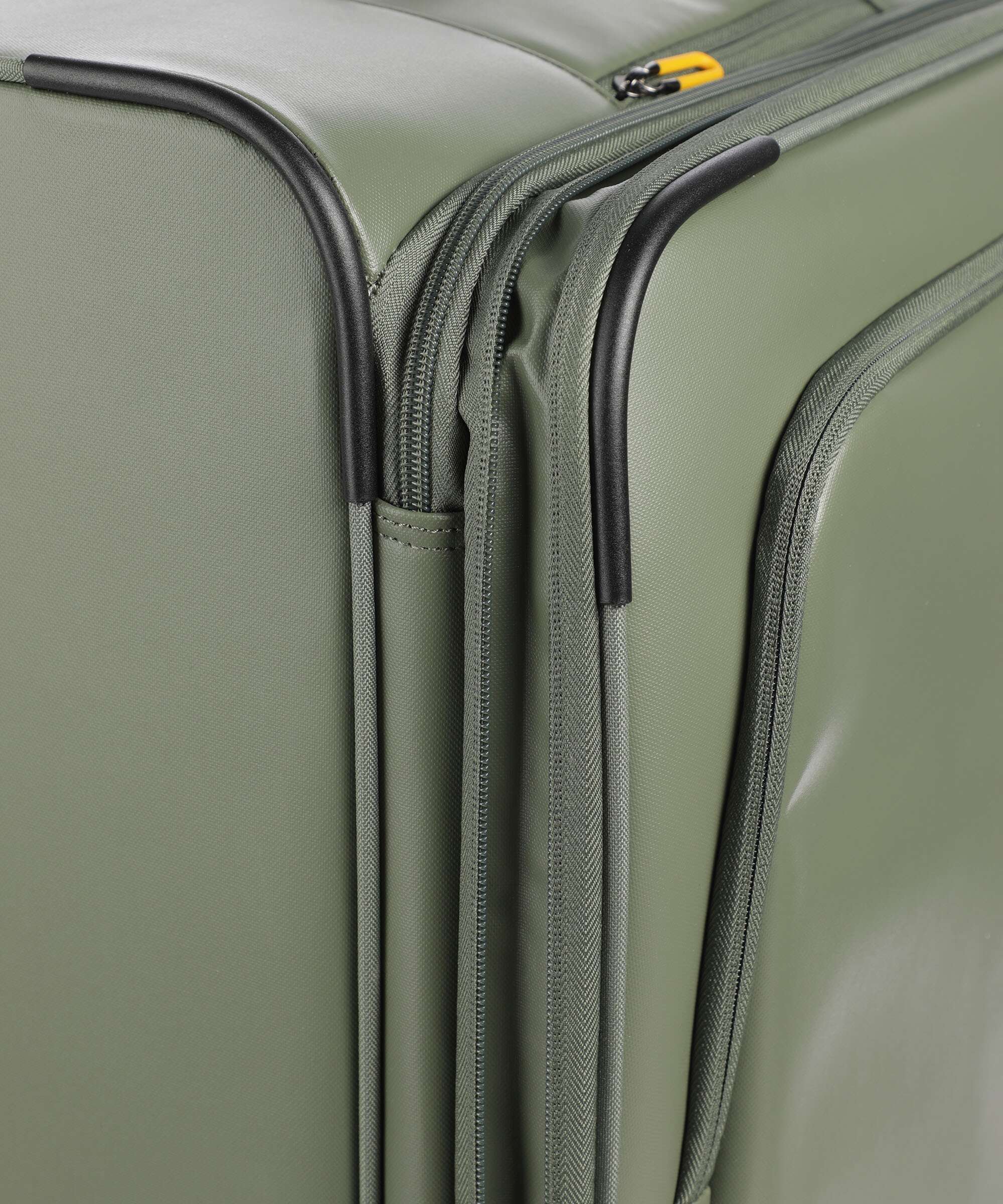 Mandarina Duck Eco Coated Spinner (4 wheels) pine green - Image 4