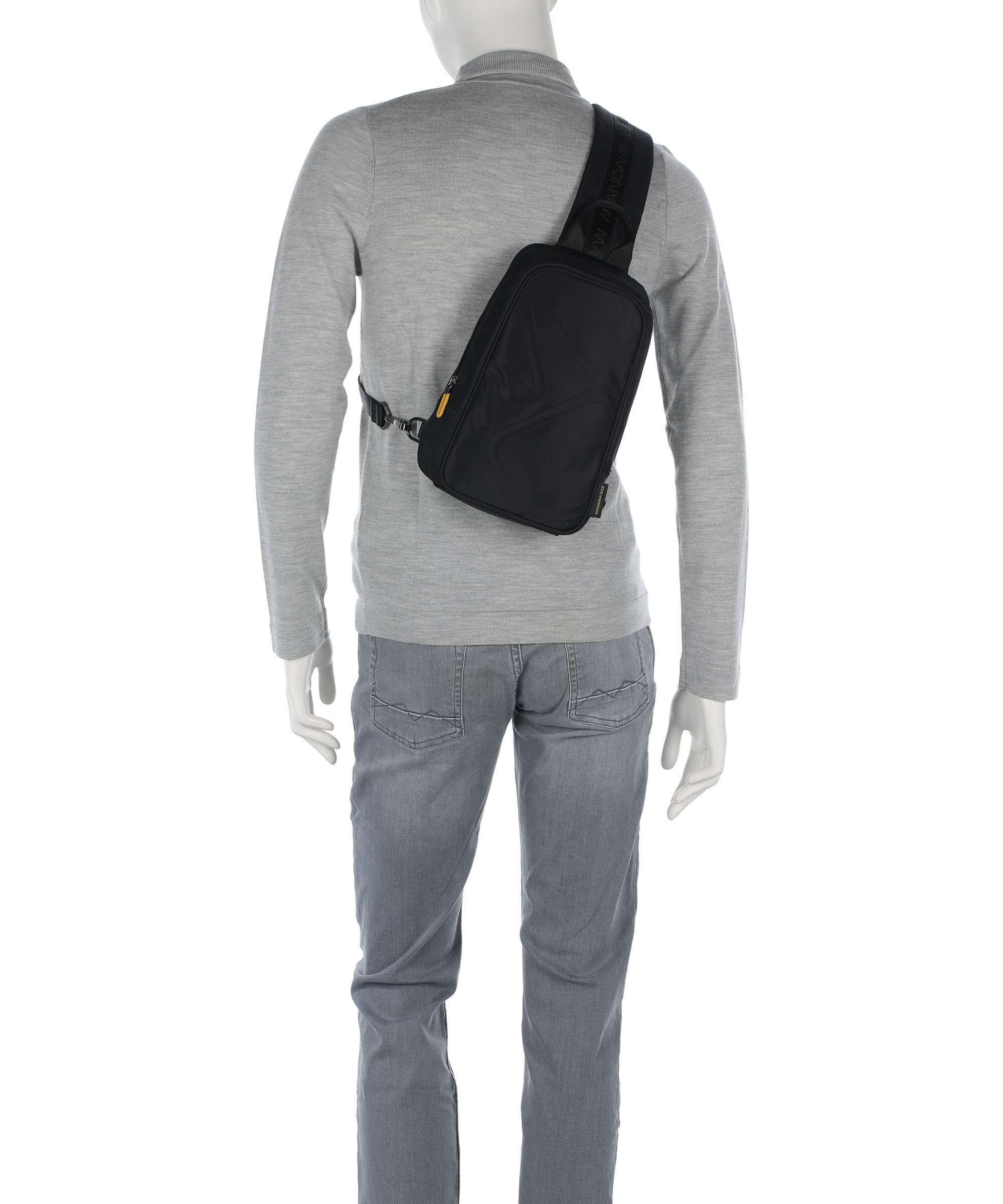 Mandarina Duck MD Urban Sling bag black - Image 4