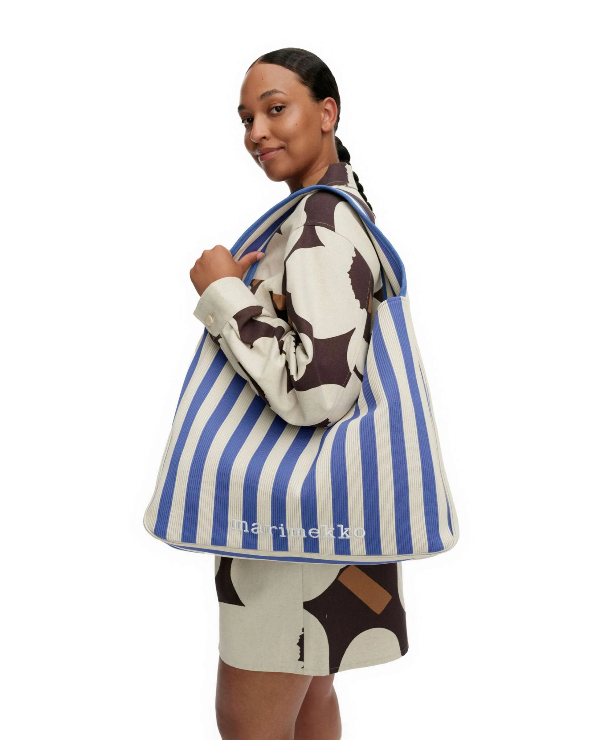 Marimekko Knitted Merirosvo Hobo bag blue/off white - Image 3