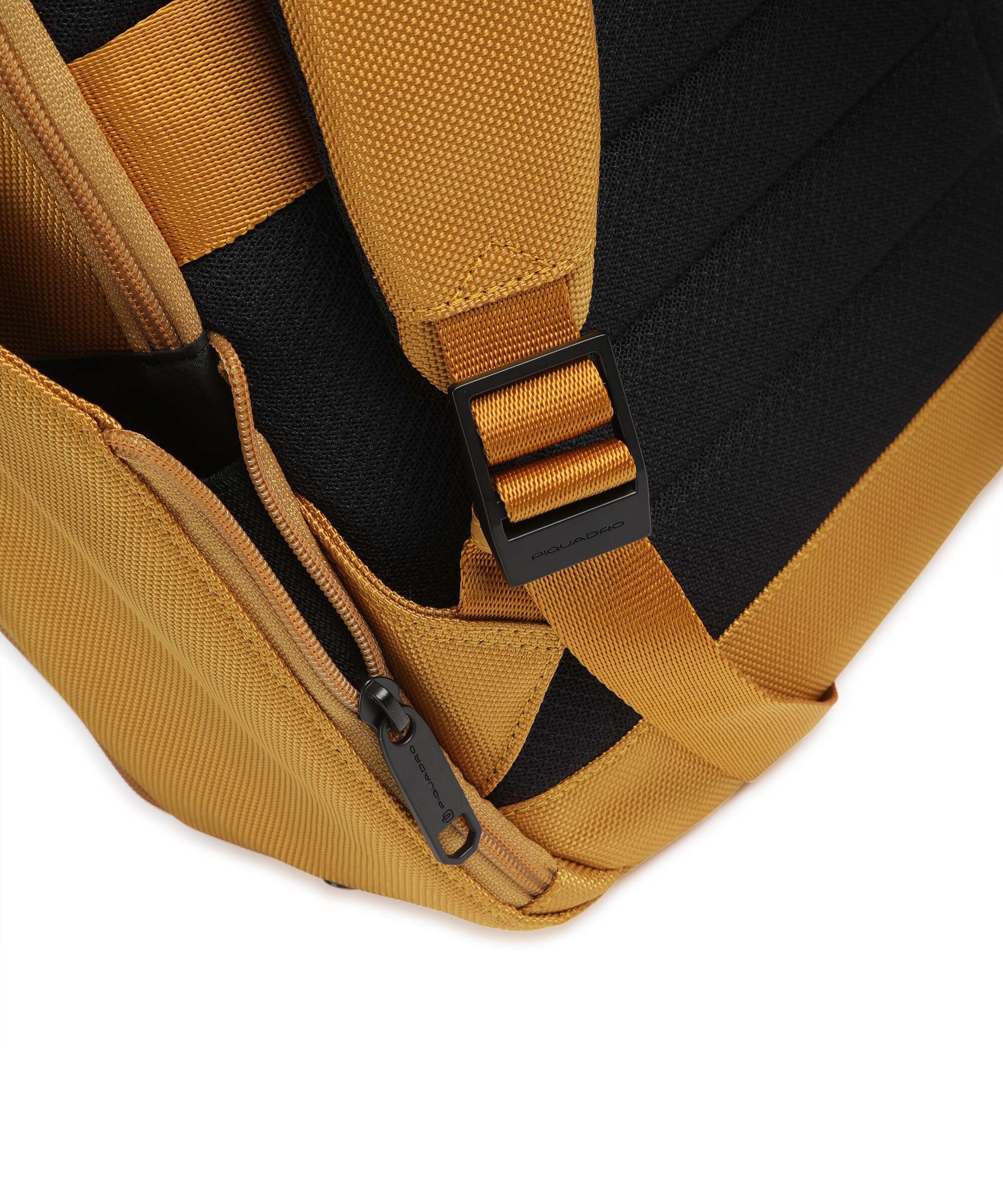 Piquadro Lyss Ryanair Travel backpack yellow - Image 5