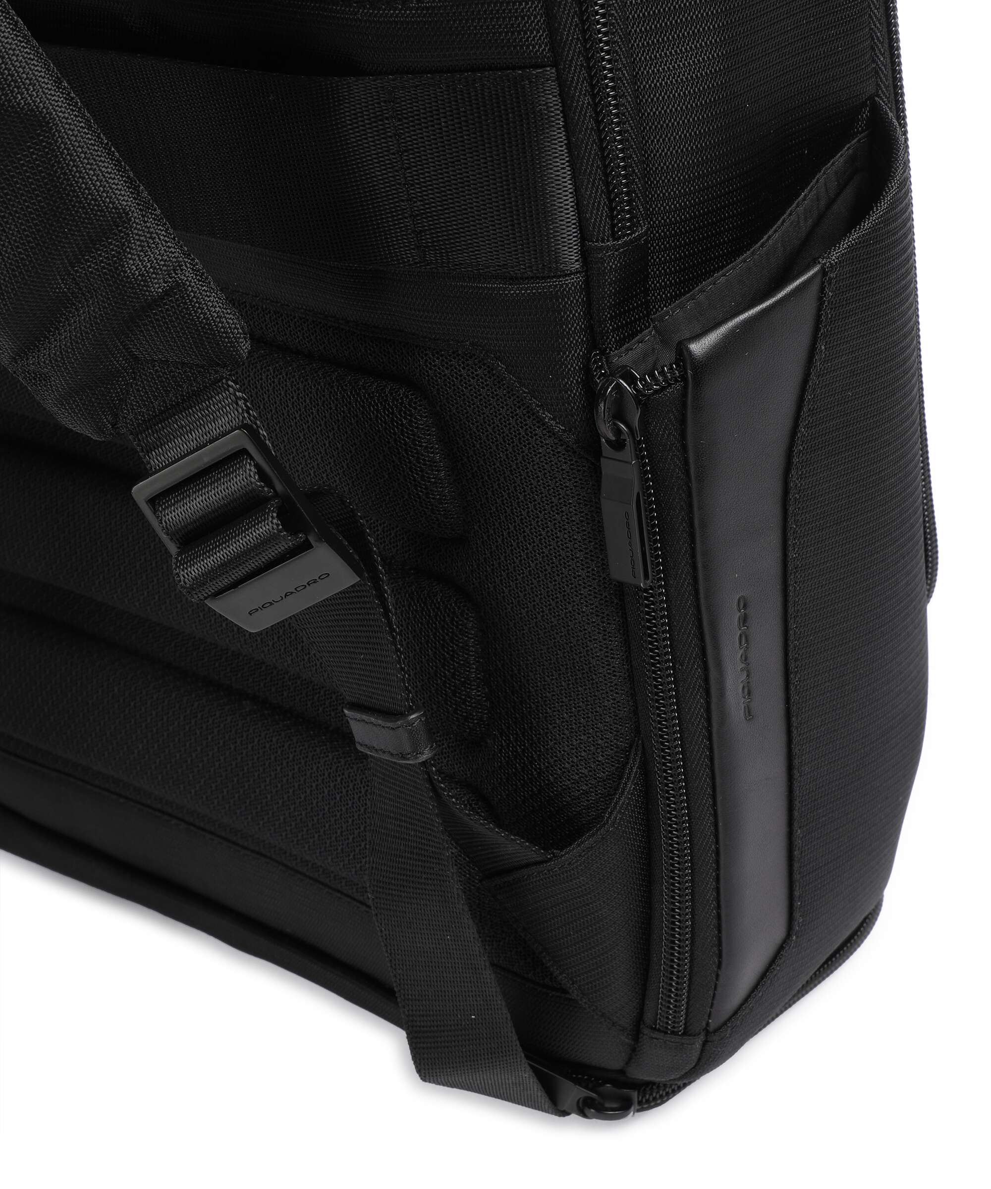 Piquadro S136 Backpack black - Image 6