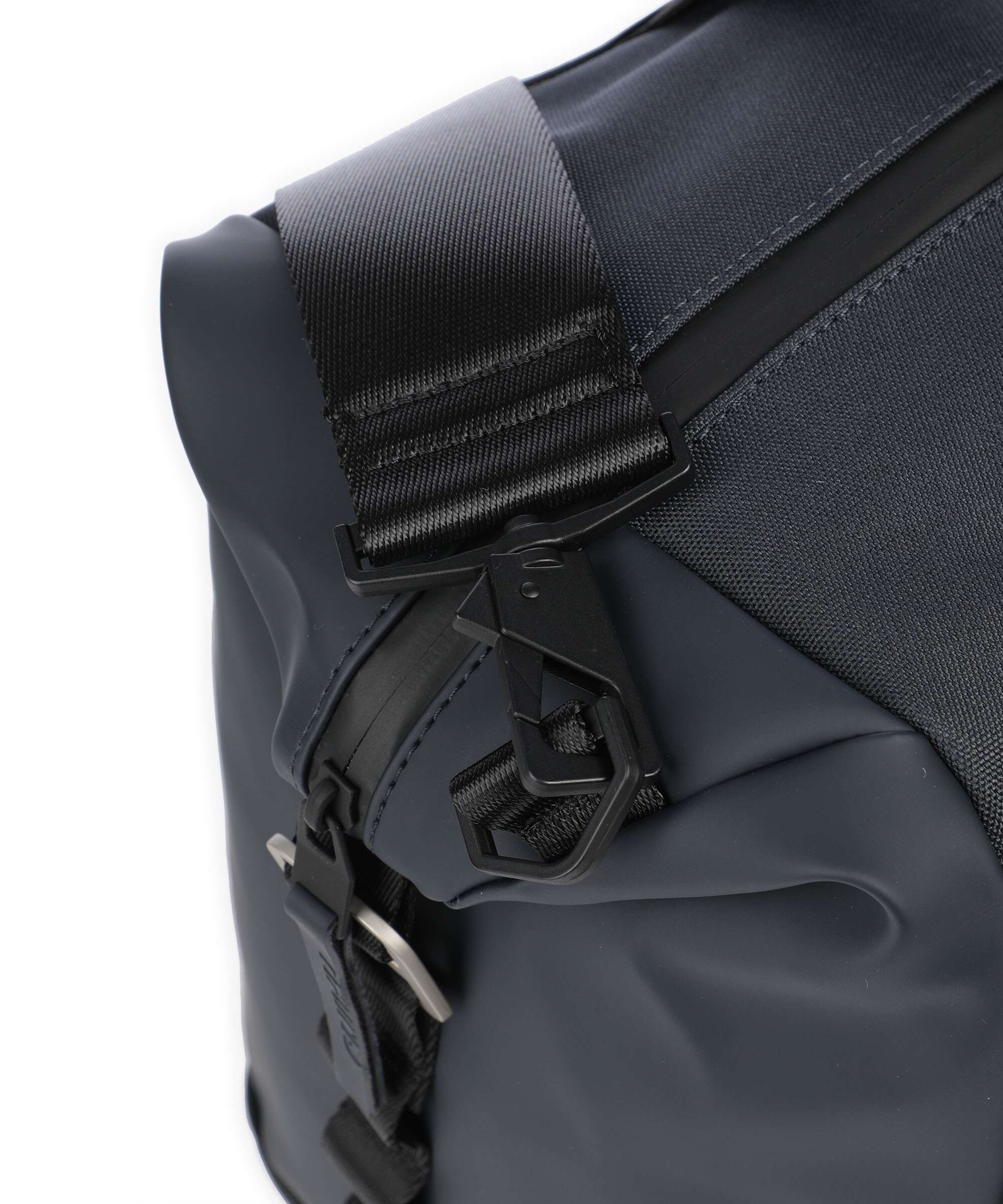 Rains Otaru Weekend bag navy - Image 3