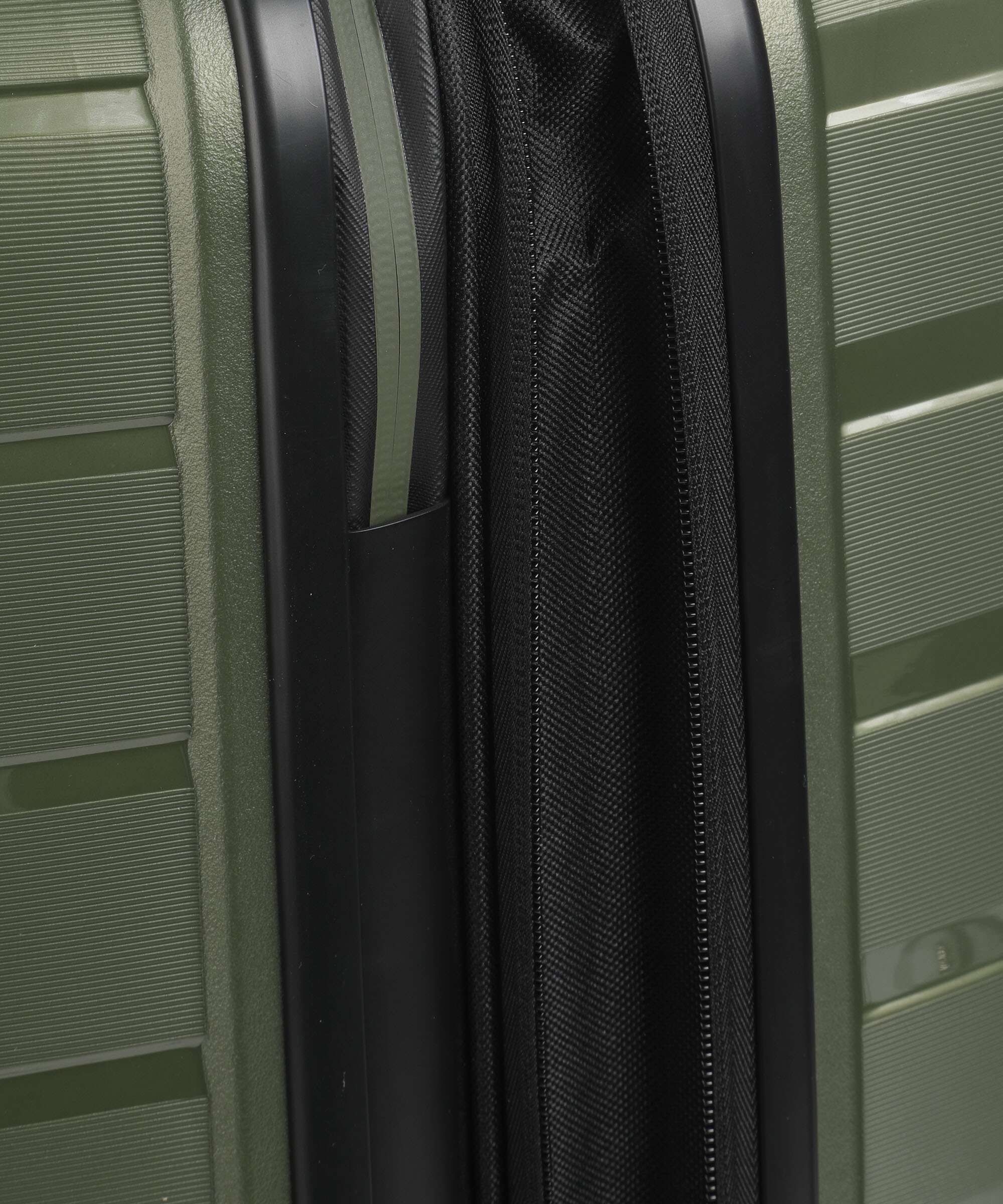 Travelite Air Base Suitcase set (4 wheels) olive - Image 4