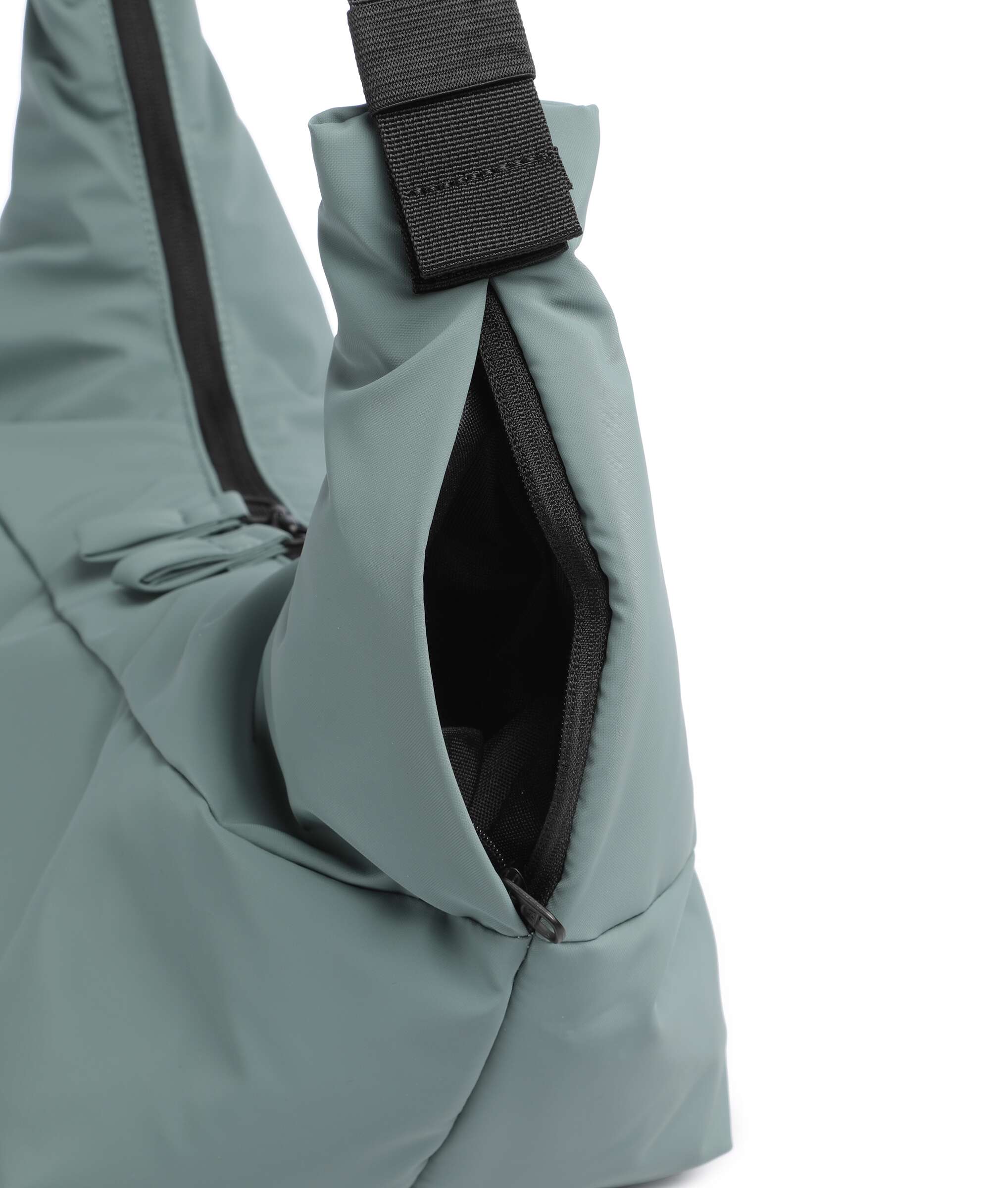 Ucon Acrobatics Moss Shota Medium Hobo bag pine green - Image 4